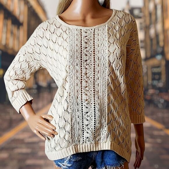 Long Sleeve Light Weight Knit Sweater - Picture 1 of 10